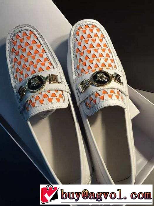 売れ筋　2015 VERSACE ヴェルサーチ カジュアルシューズ　人気商品