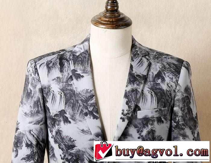 新作　2015秋冬 ARMANI アルマーニ 華やかな　スーツ レジャー