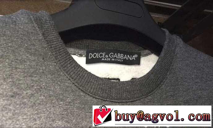 良い生地感　秋冬 dolce&gabbana ドルチェ＆ガッバーナ お洒落なデザインにプルオーバーパーカー