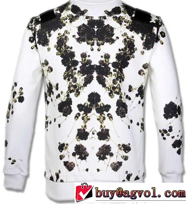 安定感ある　 2015秋冬ファションなデザイン GIVENCHY ジバンシー 人気　プルオーバーパーカー