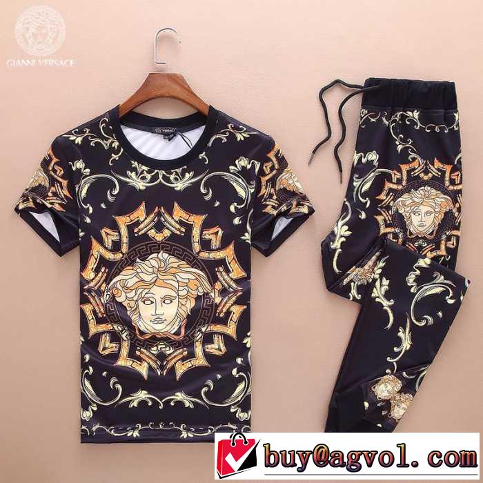 高品質 人気 2016春夏 ヴェルサーチ VERSACE 半袖セットアップ