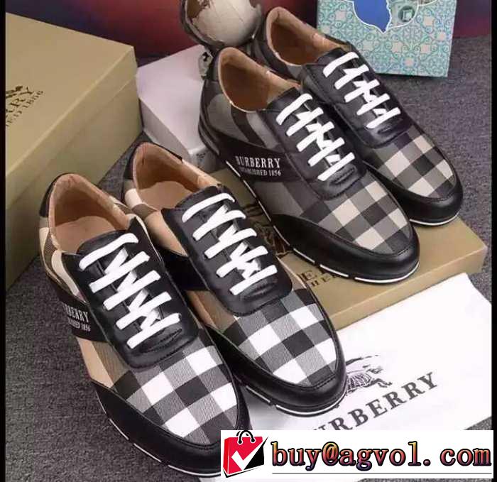 SALE開催  2016 バーバリーBURBERRY フラットシューズ 2色可選