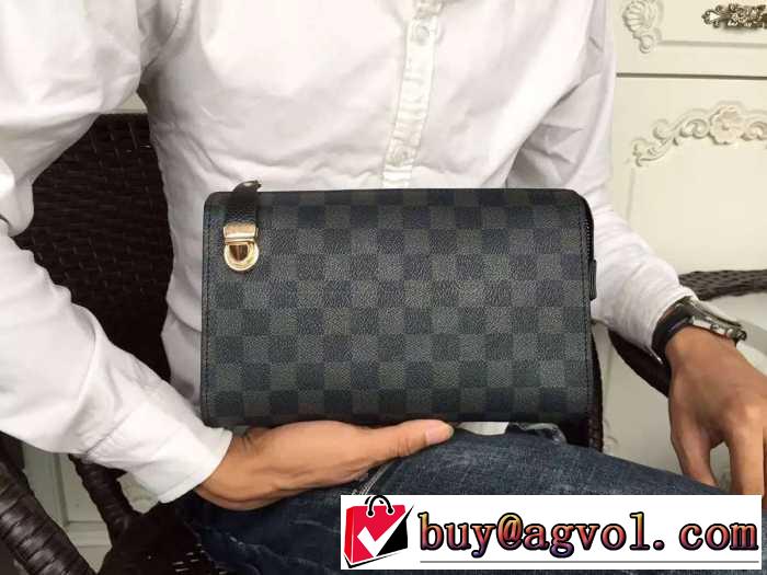 大人気☆NEW!!  2016ルイ ヴィトン  LOUIS VUITTON ポーチ 2色可選 1082