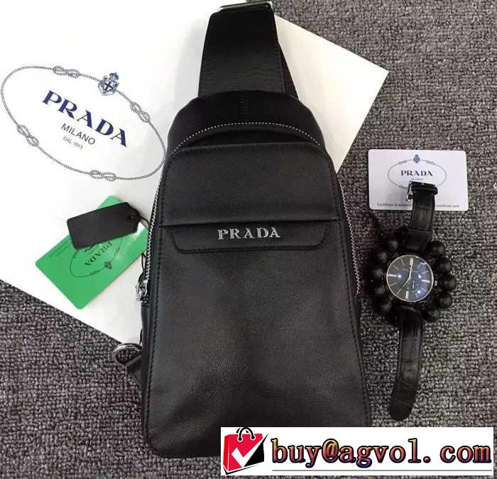 2016 美品！ プラダPRADA  斜め掛けバッグ 8200