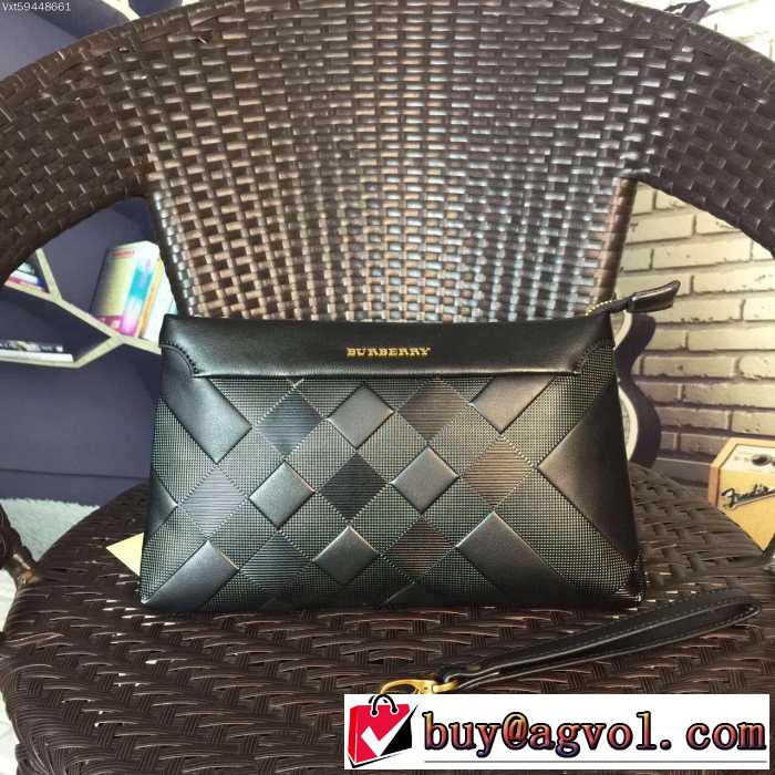 2016 【激安】  バーバリー BURBERRY ポーチ 6605