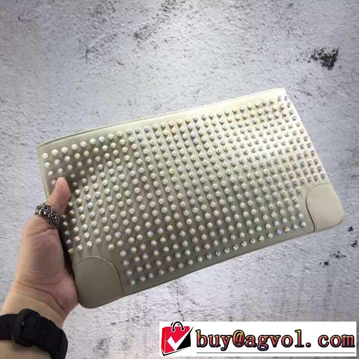  2016秋冬 クリスチャンルブタンChristian Louboutin コスパ最高のプライス 斜め掛けバッグ