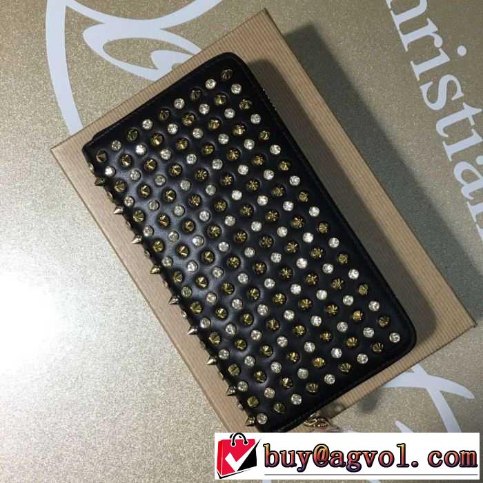 ムダな装飾を排したデザイン2016秋冬クリスチャンルブタン Christian Louboutin 財布