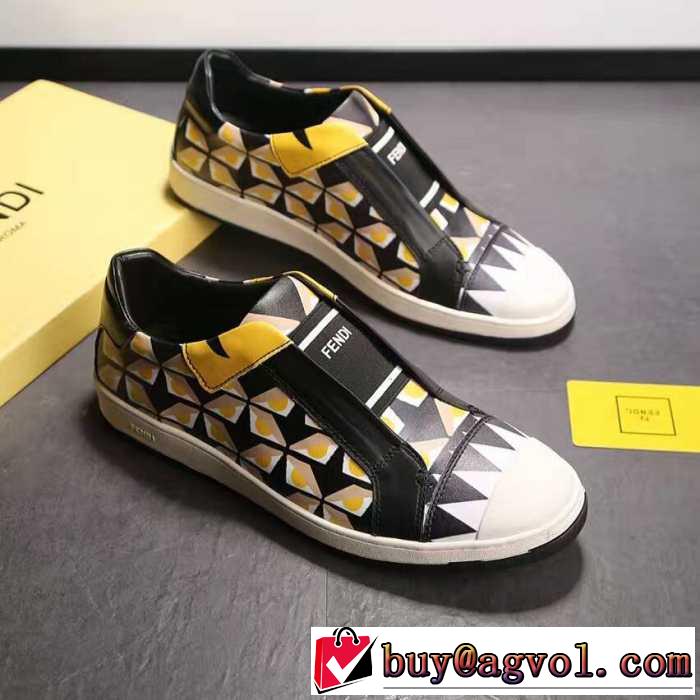 2016秋冬  フェンディFENDI スタイリッシュな印象 スニーカー