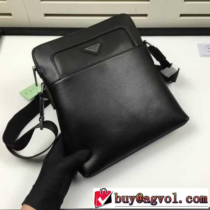 個性的なデザ 2017春夏 プラダ PRADA ショルダーバッグ 斜め掛けバッグ