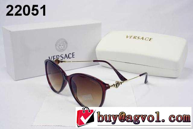 存在感のある 2017春夏 ヴェルサーチ VERSACE サングラス