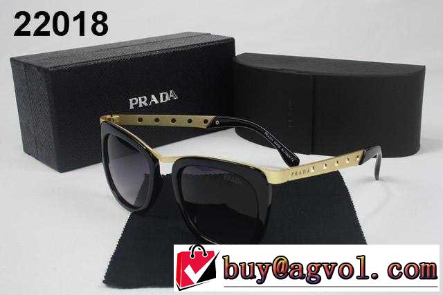 シンプルデザインでプラダ PRADA 洗練度の高いサングラス.