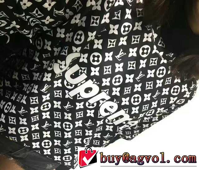親和性抜群なSupreme x LV BOX LOGO Tee シュプリーム 　半袖Tシャツ 2色可選.心地はまさに大人の